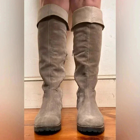 Fabianelli knee high suede fold over boots. Size 39. Made in Italy. - Picture 4 of 12